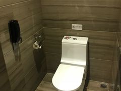 -珠海棕泉水疗酒店(拱北口岸高铁站店)