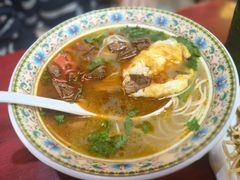 -金杨拉面王小吃面馆·牛三宝面·红烧牛肉粉