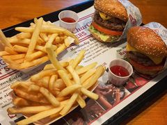 火烤双层牛肉特堡-The Habit Burger Grill 哈比特汉堡(复兴soho店)