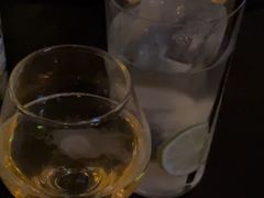 -Mx.cocktail bar