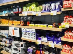 -迪卡侬(西三旗店)