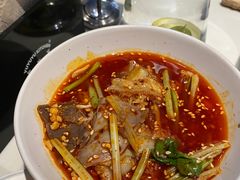 -渔语鱼酸菜鱼新川菜(来福士店)