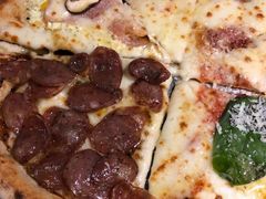 四拼披萨-Primo·丽莫意大利窑烤披萨