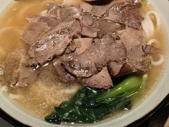 -鑫花溪牛肉米粉(凤凰街创始总店)