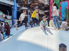 -蒙特利亲子乐园