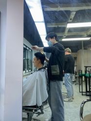 -HG美发设计沙龙