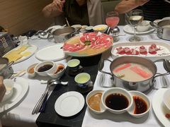 -红鼎豆捞·非遗鲍皇汤火锅(宝丰路店)