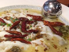 -鱼亨小鲜酸菜鱼(大信店)