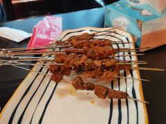 -许哥东北烧烤·铁丳烤串·宫后夹肉(繁花中心店)