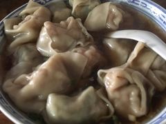 半菜半肉-古徽州馄饨店(宝安路店)