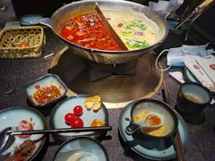 -湊湊火锅·茶憩(新中关购物中心店)