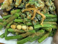 -正宗开封黄家灌汤小笼包子