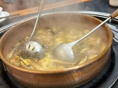 -阿山卓·野生菌火锅·纳西火塘烤肉