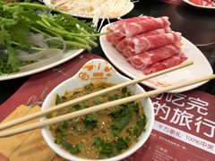 -呷哺呷哺(黄骅华贸商业广场店)