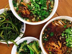 -矮子粉店1985·长沙米粉(湘春路店)
