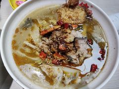 酸菜鱼面-友达面馆·酸菜鱼面(钱塘区店)