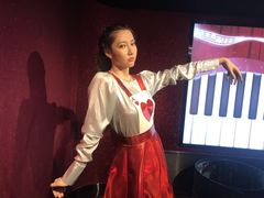 -厦门帷幕开啦红地毯蜡像艺术馆