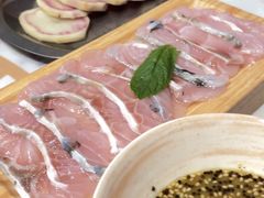 -由衷贵州酸汤牛肉火锅(新桥店)