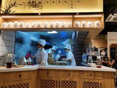 -馋三尺蟹粉小笼(人民广场店)