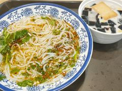 临沧米线-华中科技大学百景园(三楼酒店)