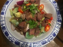 -东口码头·烧鸽子·鱼头泡饼·地方菜(金鹰悦城店)