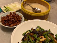 -小菜园新徽菜(芜湖万达店)