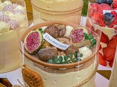 -顶东面包花园·生日蛋糕(世博店)