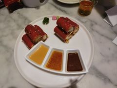 -蝴蝶里·粤菜·点心(滨江龙湖店)