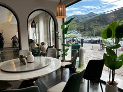 -何适山庄 ·可团建(水长城P2停车场店)