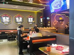 -胖哥俩肉蟹煲(南宁江南万达店)