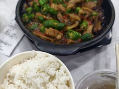 -杨铭宇黄焖鸡米饭(光谷APP广场店)