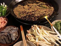 -岗上渣渣老火锅(两路口店)