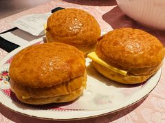 一口酥菠萝油-囍凤楼·粤菜·点心·火锅(温特莱店)