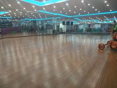 -奥力健身游泳俱乐部(华悦店)