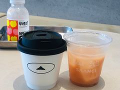 白桃芭乐混合汁-SAANCI山池咖啡(海上世界文化艺术中心店)