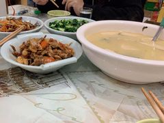 红烧青蛙-英子家庭菜馆(系马桩店)