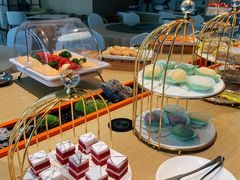 -广州花都融创文旅城希尔顿惠庭酒店