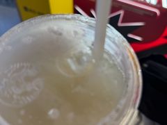 -星巴克(上海南站店)