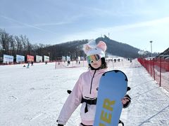 -庙香山滑雪场
