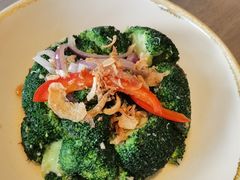 炒西兰花-CHINCHIN 青青·泰国料理(万象食家店)