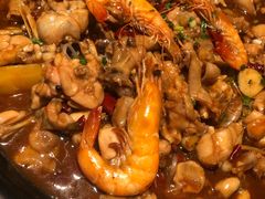 牛蛙堡-胖哥俩肉蟹煲(长沙高铁吾悦广场店)