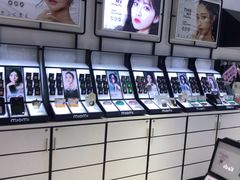 -miomi米欧米隐形眼镜(领展购物广场·中关村店)