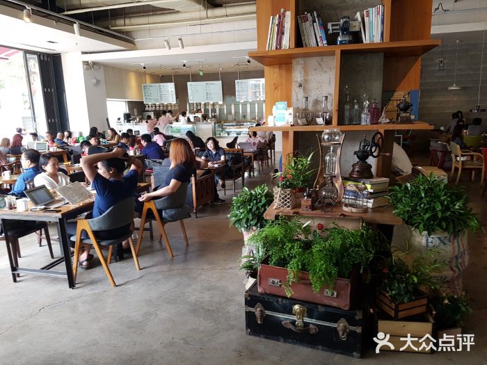 娱刻cafe groove大堂图片
