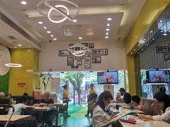 大堂-佰搭果·广式茶餐厅(西华路店)