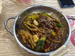 -江城燕子大排档(江汉路步行街店)