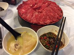 -鲜入围煮花胶鸡海鲜火锅