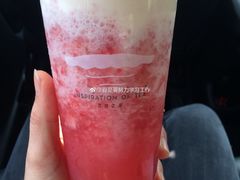 贡茶-喜茶(上海正大广场店)