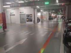 -虹桥天地-停车场