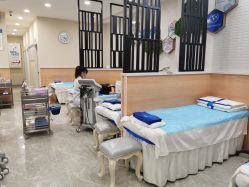 -痘院士专业祛痘皮肤管理