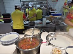 -八一路好吃街(雨田商务大厦店)